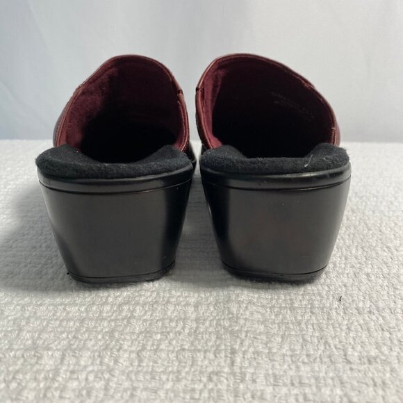 Clarks Red Leather Comfortable Clogs Size 7.5 - Picture 6 of 13